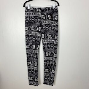 Just Cozy Fleece Lined Pants Womens 12-20 Super Stretchy Black White Pattern PJ